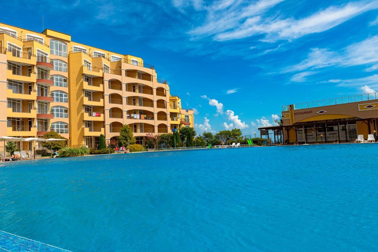 Menada Grand Resort Apartments Aheloy Ngoại thất bức ảnh
