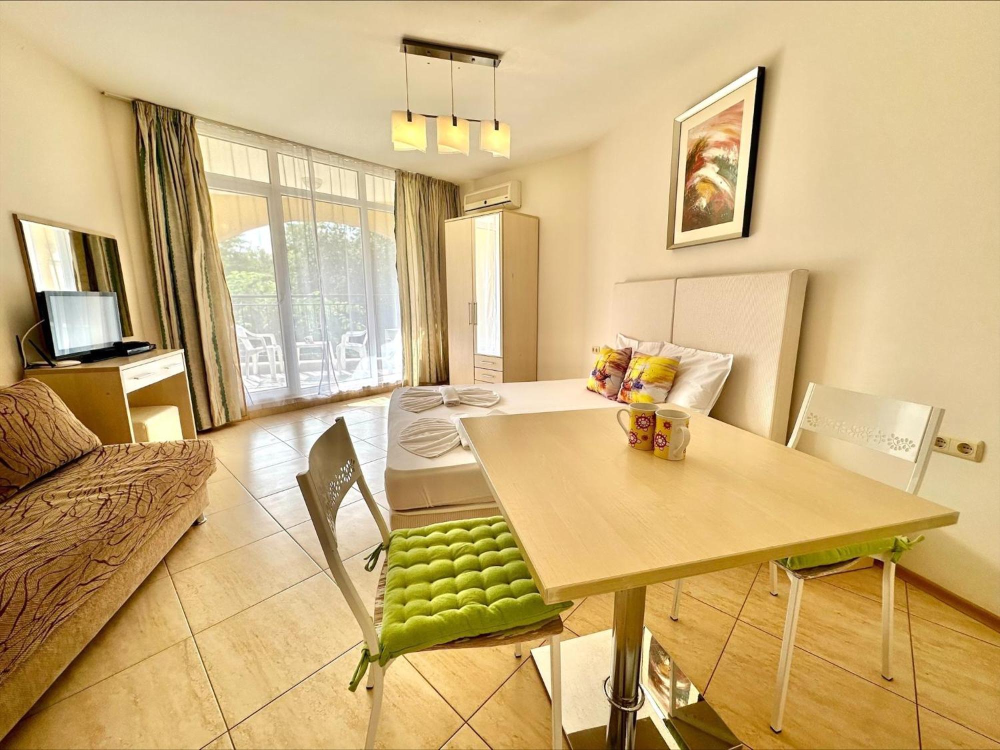 Menada Grand Resort Apartments Aheloy Ngoại thất bức ảnh