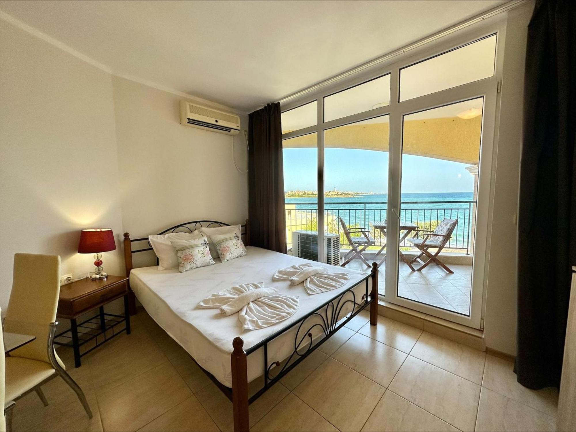 Menada Grand Resort Apartments Aheloy Phòng bức ảnh