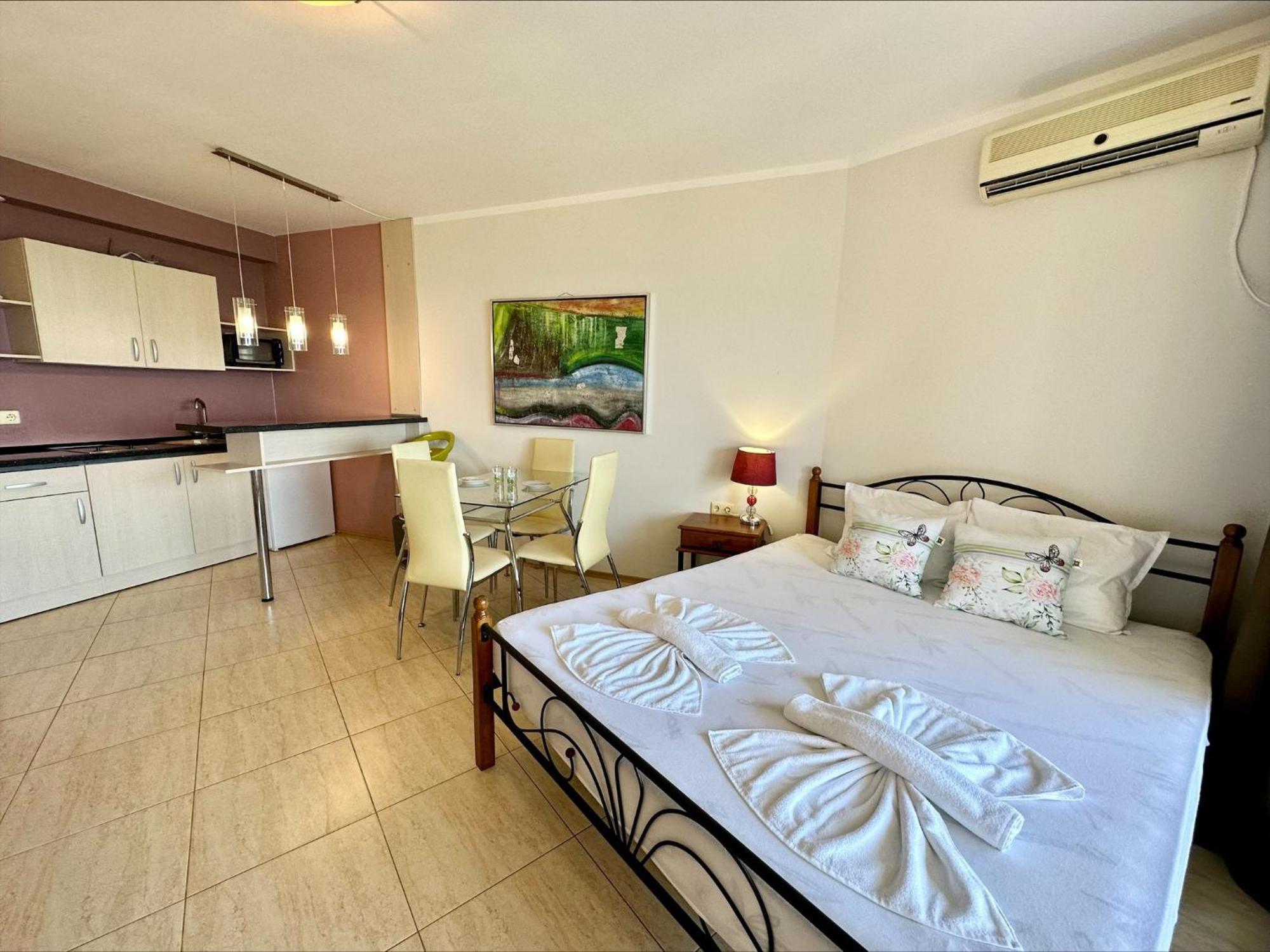 Menada Grand Resort Apartments Aheloy Phòng bức ảnh
