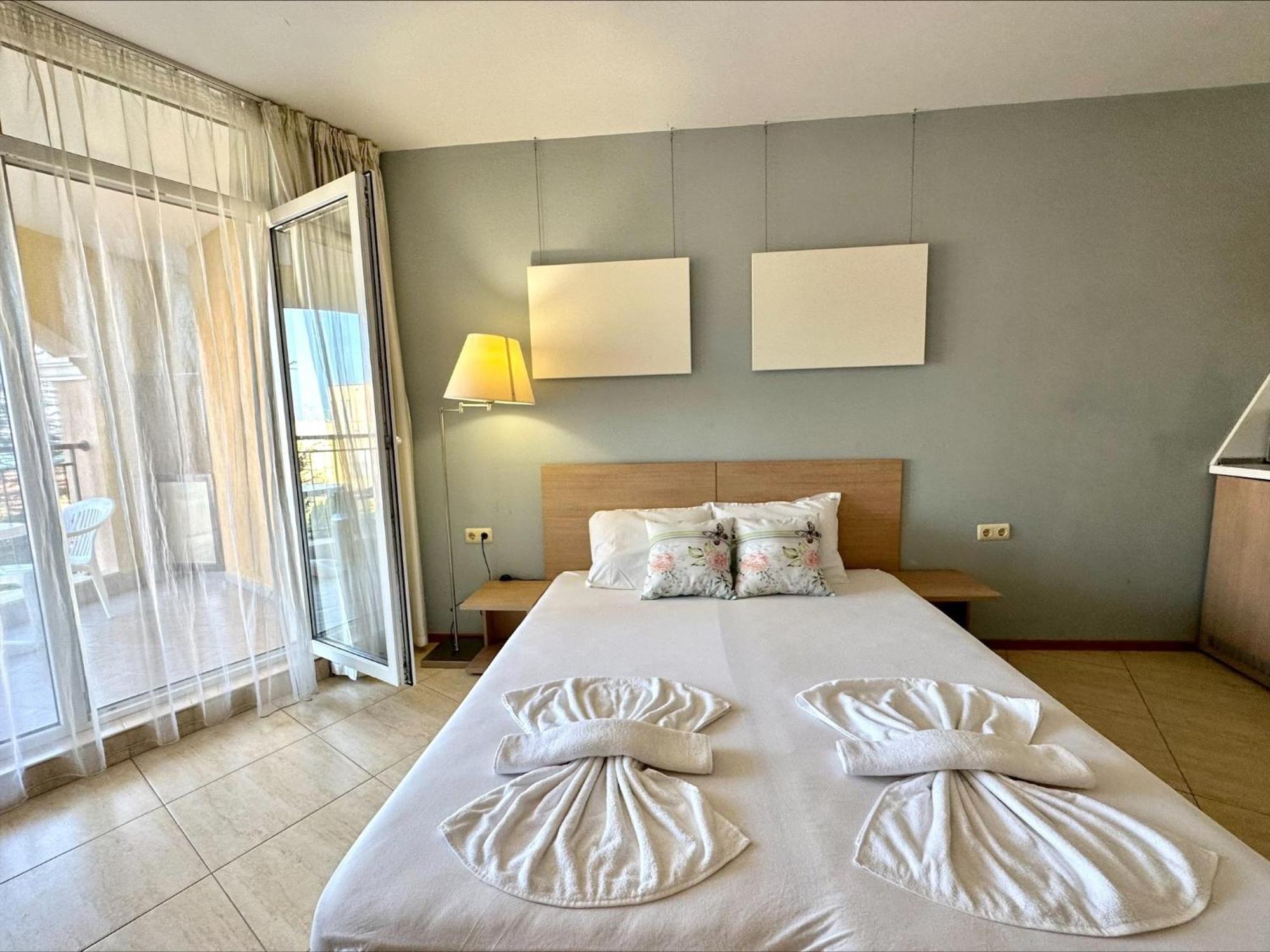 Menada Grand Resort Apartments Aheloy Phòng bức ảnh
